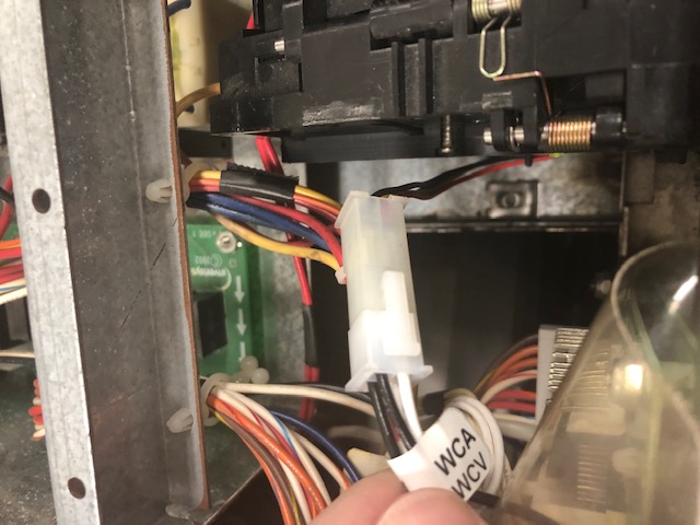 HjlEnRIbTMmD9fLWfOYQ_connector connected.jpg